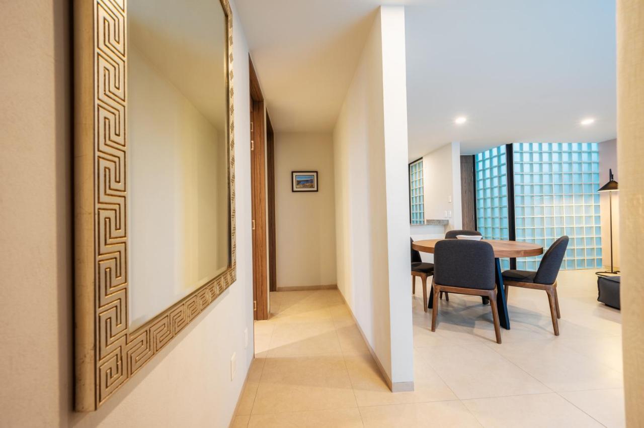 Capitalia Living - - Céfiro Cinco Appart hôtel